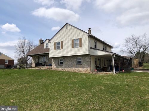 3111 Potshop Rd, Norristown, PA 19403-4628