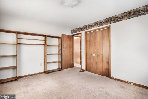 468 Hillcrest Rd, Edinburg VA  22824-2923 exterior