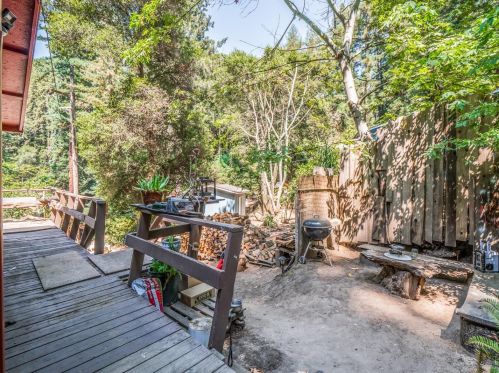 715 Trinkling Creek Dr, Lompico CA  95018-8821 exterior