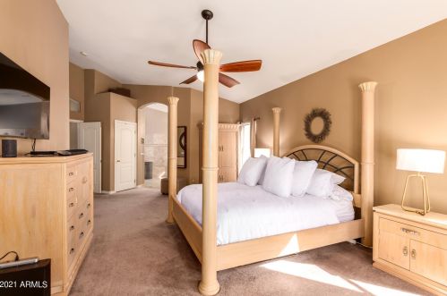 859 Rawhide Ave, Gilbert AZ 85296-2527 exterior