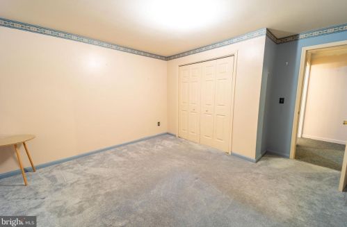 20 Gideon Ln, Falling Waters WV exterior