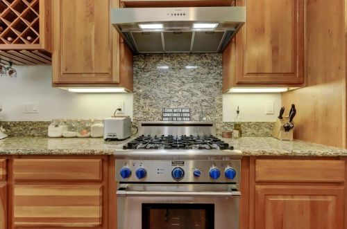 10790 Alta Sierra Dr, Grass Valley CA  95949-6842 exterior