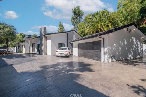 3411 Chevy Chase Dr, Glendale CA  91206-1418 exterior