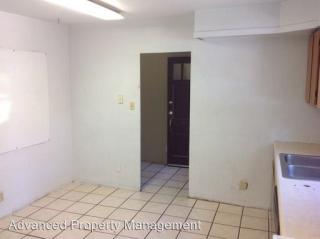 1937 Hunting Ave, Manhattan KS  66502-3662 exterior