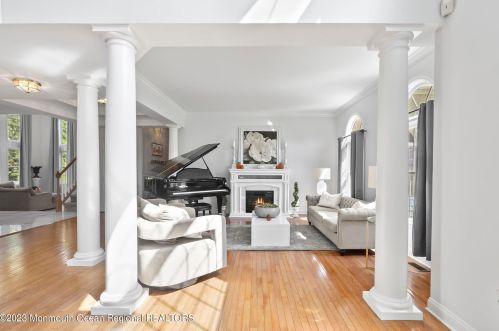 2 Wilson Blvd, Jackson Twp NJ  08527-3433 exterior