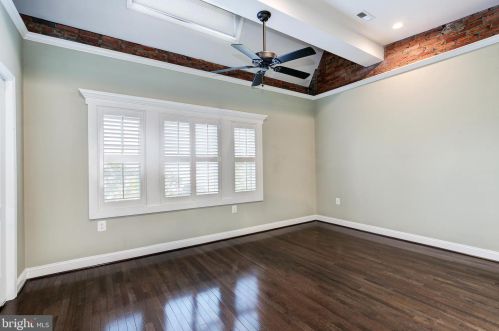 408 Emerson St, Washington DC 20011-6114 exterior