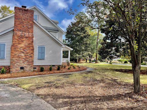 1168 Farm Quarter Rd, Mount Pleasant SC  29464-9543 exterior