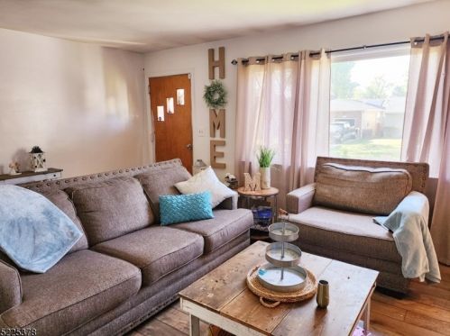 539 Locust Ave, Garwood NJ  07027-1205 exterior