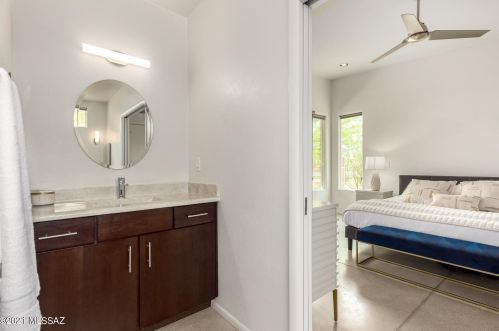 5702 Rio Verde Vis Dr, Tucson AZ  85750-1971 exterior