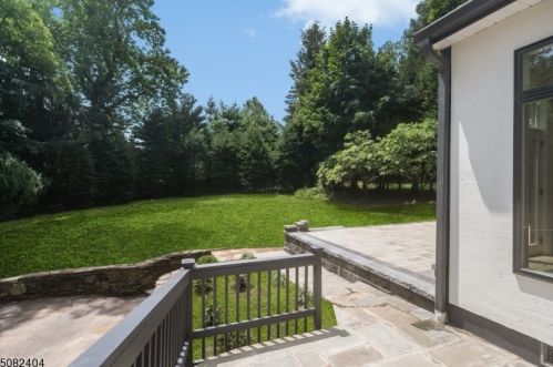 71 Llewellyn Rd, Montclair NJ  07042-2030 exterior