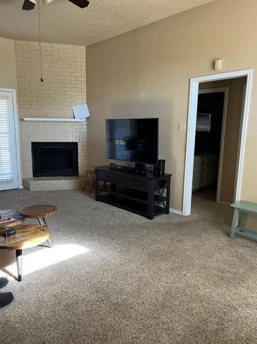 2 Chapel Hill Ct, Midlothian TX  76063-3318 exterior