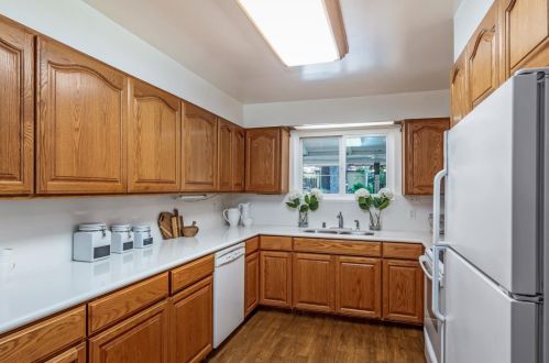 472 Deodara Dr, Los Altos CA 94024-7054 exterior