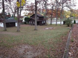 4201 Riverside Rd, Waterford, WI 53185-3435