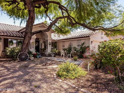 1825 Barbarita Ave, Gilbert, AZ 85234-8134