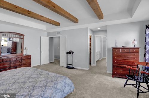 15 Waverly Ln, Carlisle PA  17015-7119 exterior