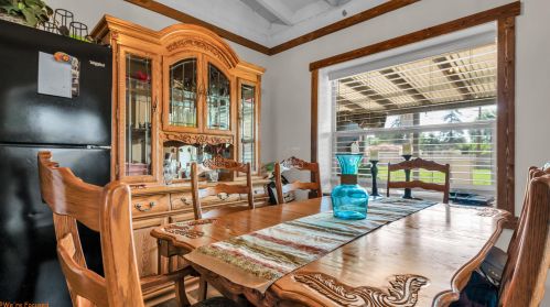 1002 Magnolia Ave, Beaumont CA  92223-1837 exterior