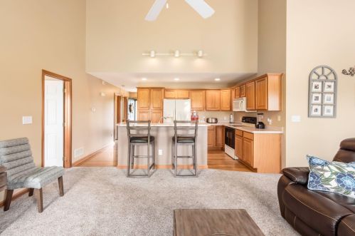 640 Concord Village Cir, Johnstown OH  43031-9194 exterior