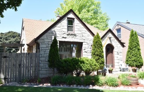 3009 77 St, Milwaukee WI 53222-5018 exterior