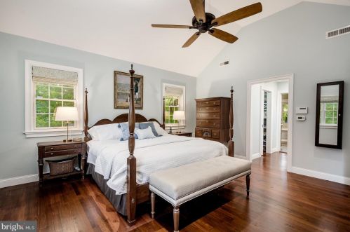 527 Tennis Ave, Prospectville PA 19002-6016 exterior