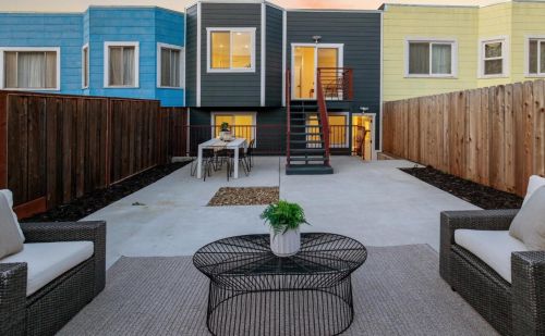 33 Rice St, Daly City CA  94014-1035 exterior