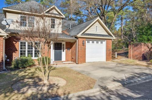 1319 Woodland Dr, Fayetteville, NC 28305-4509