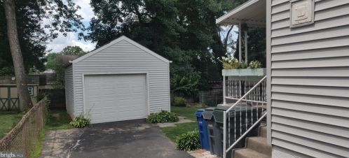 1814 Willard Ave, Willow Grove, PA 19090-3938