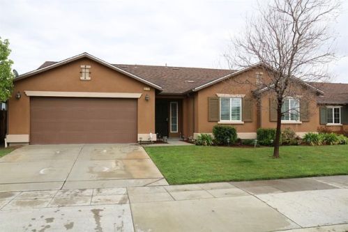 377 Sunnyside Ave, Fresno, CA 93727-5564