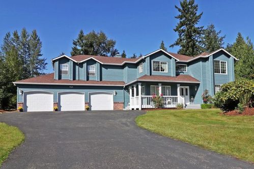 10321 216th St, Snohomish, WA 98296-7172