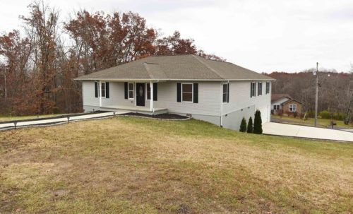 27 Birch Cir, Crossville, TN 38555-6106