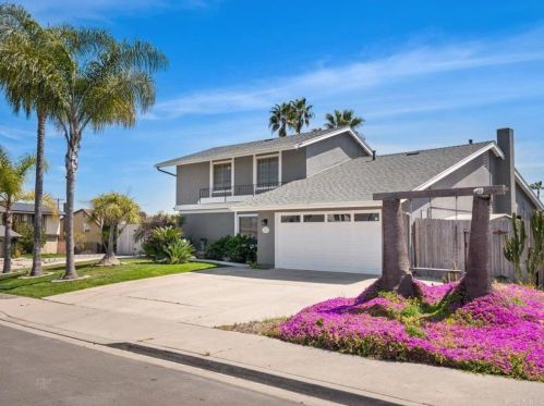 932 Stiles Ct, Vista, CA 92083-3302