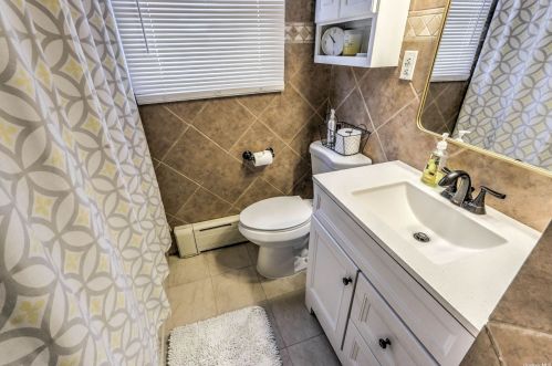 1012 Erie Ave, North Lindenhurst NY  11757-2117 exterior