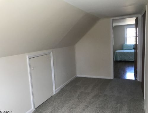 10 Oakwood Ct, Fanwood NJ  07023-1162 exterior