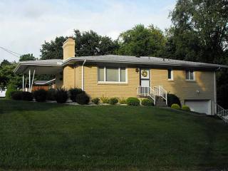 631 Fulton St, Greensburg, PA 15601-4482