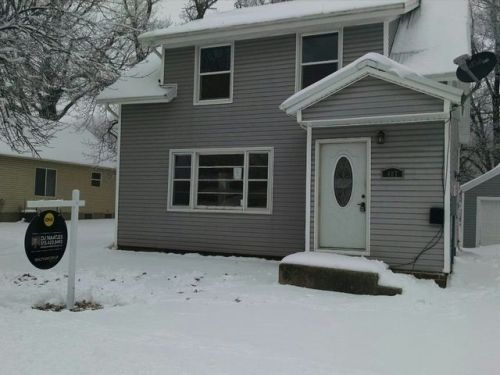 407 5th Ave, Estherville, IA 51334-1222