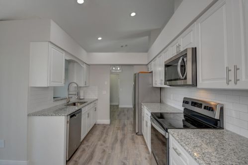 6568 Chugwater Cir, Port Saint Lucie FL  34983-2305 exterior