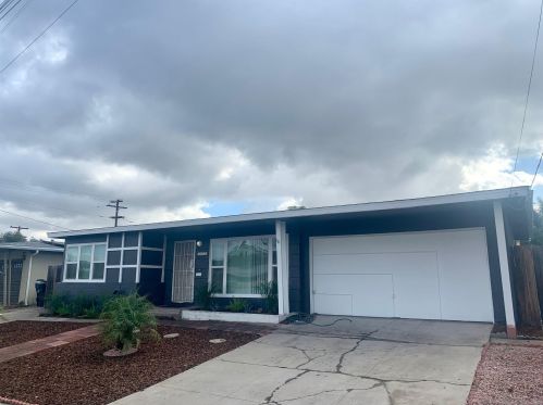 6459 Richard St, San Diego, CA 92115-1541