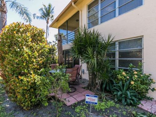 5710 Princess Palm Ct, Delray Beach FL  33484-1069 exterior