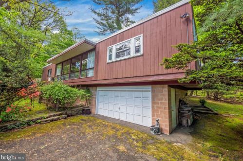 402 Randall Rd, Wyncote, PA 19095-2106