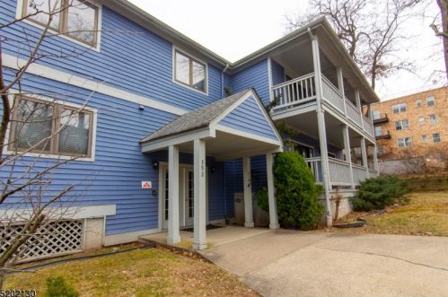 153 Irvington Ave, South Orange, NJ 07079-2227