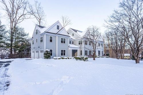 110 Shady Knoll Ln, New Canaan, CT 06840-6518