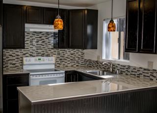 7464 Armstrong Pl, San Diego CA  92111-4912 exterior