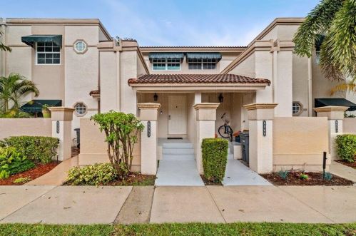 6553 Via Regina, Boca Raton, FL 33433-3912