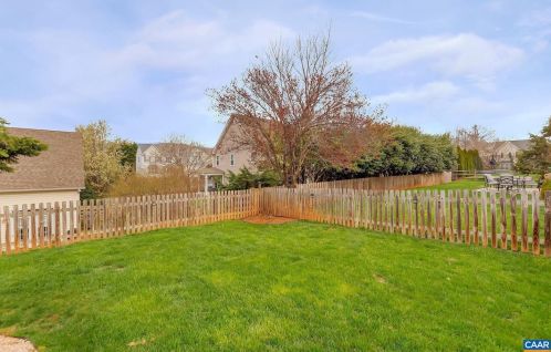 2018 Vista View Ln, Crozet VA  22932-3157 exterior