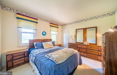 401 Santillo Way, Downingtown PA  19335-3132 exterior