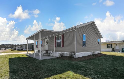 239 Rosie Ave, Pataskala OH  43062 exterior