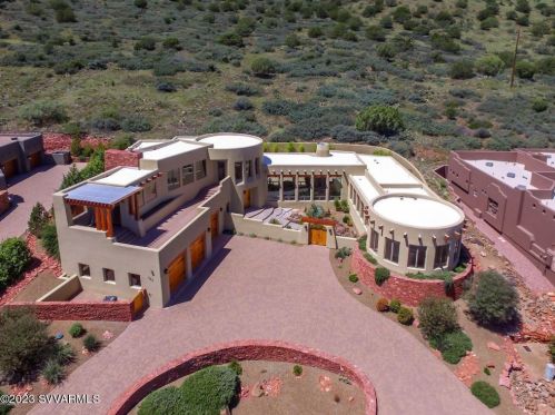 240 Crystal Sky Dr, Sedona AZ 86351-7450 exterior