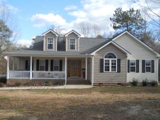 15 Sylvan Way, Zebulon NC  27597-6017 exterior