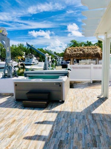 30 Jean La Fitte Dr, Key Largo FL  33037-2330 exterior