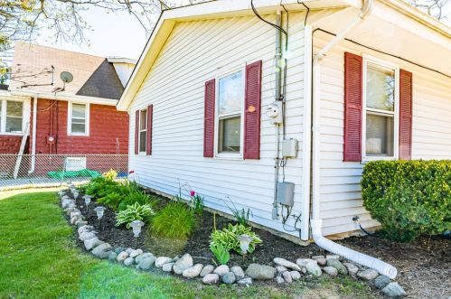 6214 35th Ave, Kenosha, WI 53142-3352