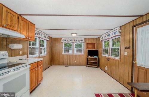 212 Stonehouse Rd, Carlisle PA  17015-9429 exterior